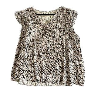 Old Navy spotted/animal print ruffle sleeve blouse xxl